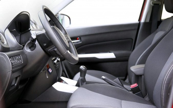Suzuki Vitara cena 72999 przebieg: 7100, rok produkcji 2016 z Glinojeck małe 497